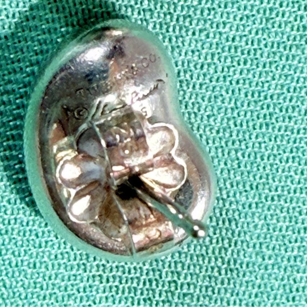 Tiffany & Co. Sterling Silver Elsa Peretti Bean Pendant Necklace and Earring Set - Picture 10 of 15